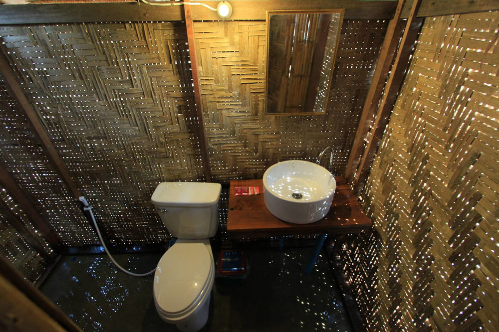 Chalee Tropicana Bungalow Koh Phayam Exterior foto